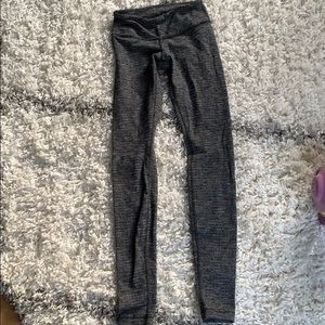 Size 4 lululemon leggings